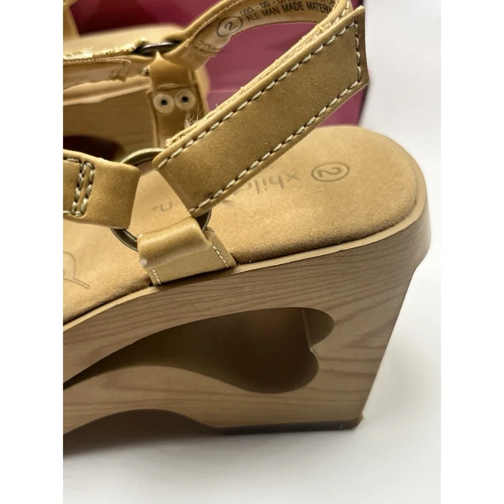 Xhilaration Nixie Tan Platform Wedge Sandals Size 2 Y2K Wood Look Heel